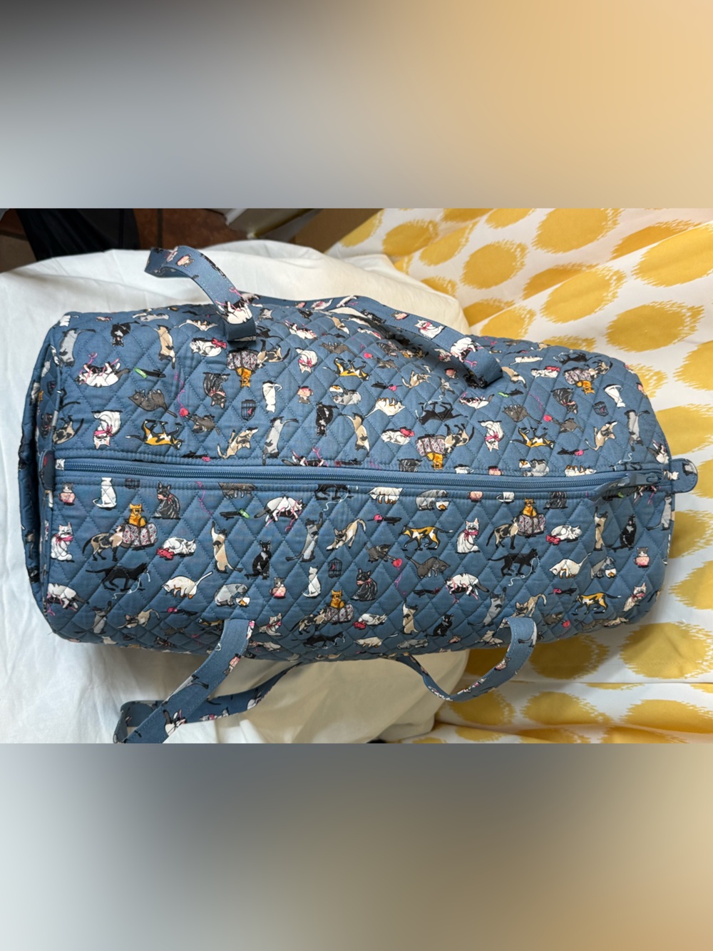 Vera Bradley Large Duffel - Cat’s Meow - Discontinued Print - Picture 2 of 4